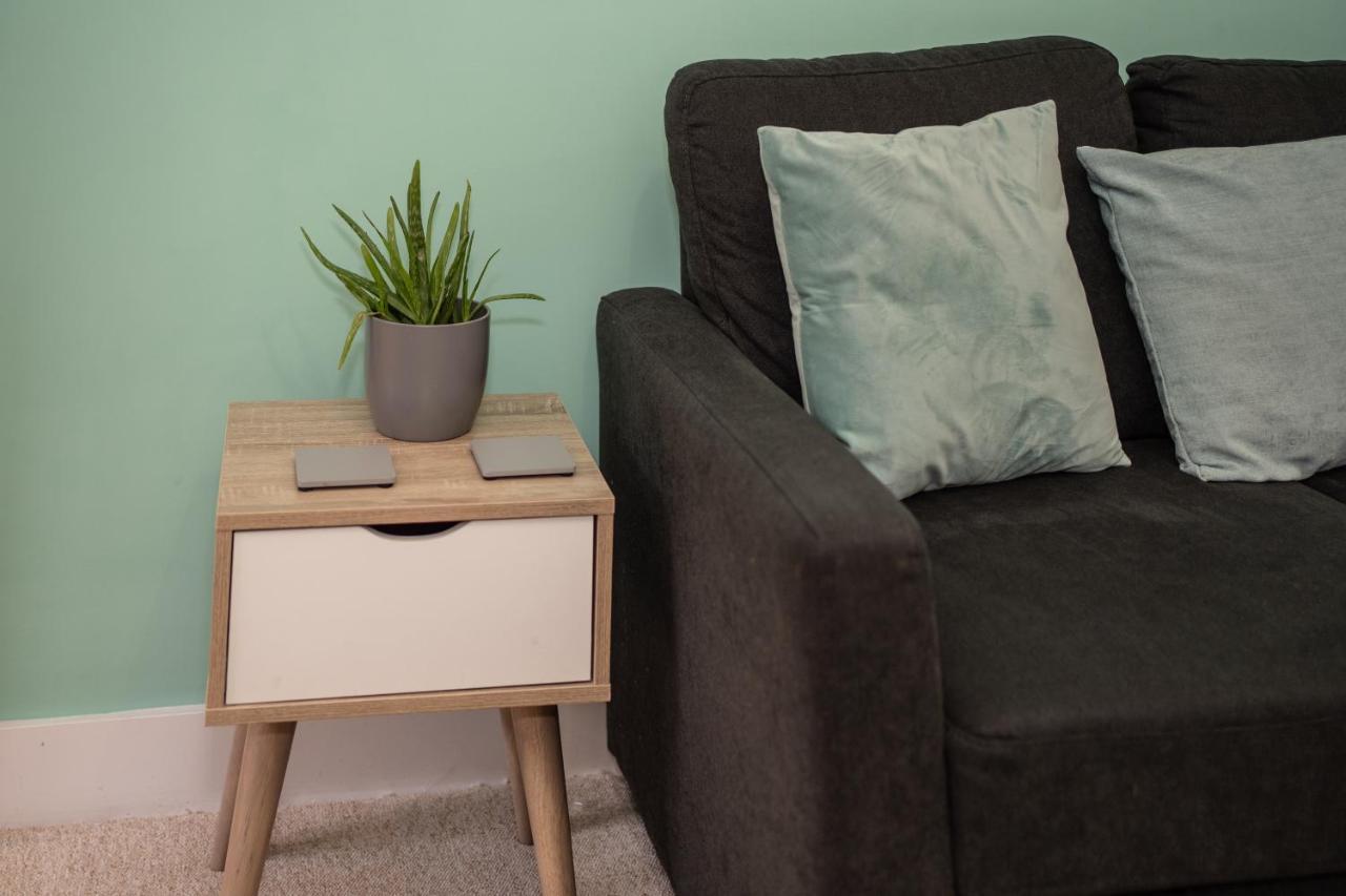 Beautiful, Contemporary 3 Bedroom Apartment 바스 외부 사진