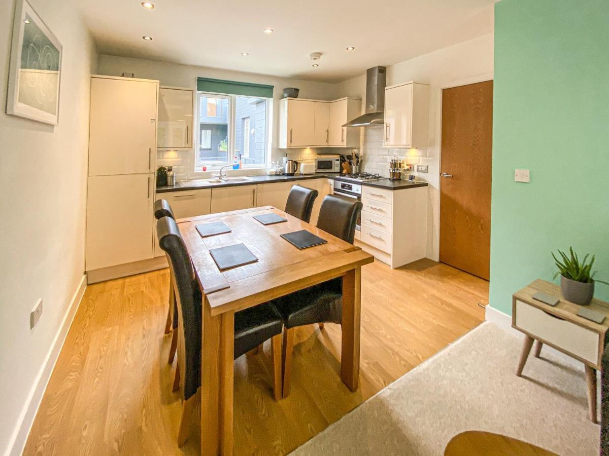 Beautiful, Contemporary 3 Bedroom Apartment 바스 외부 사진